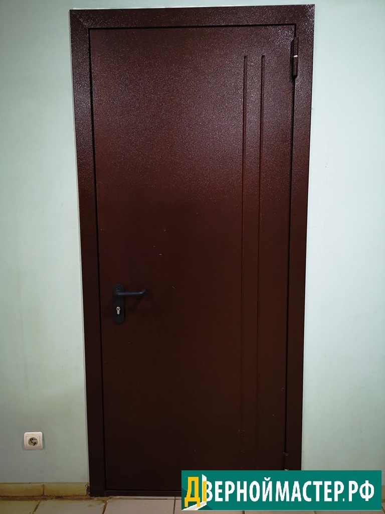 Установка входных стальных дверей с шумоизоляцией в квартиру рисунком на металле