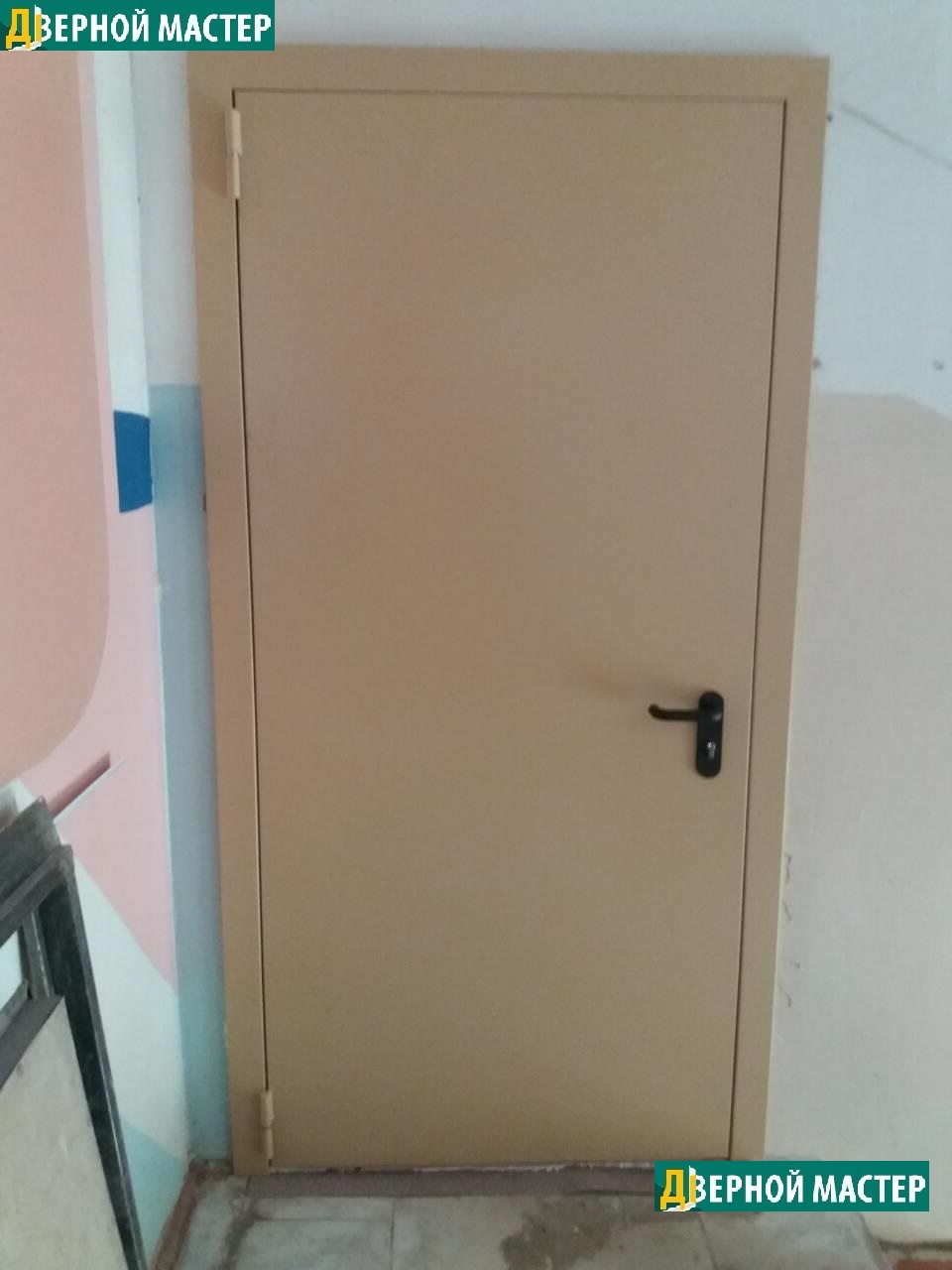 Дверь однопольная противопожарная металлическая в управлении образования по г. Клин.