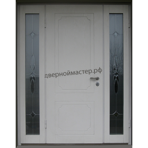 Белые входные двери со стеклом