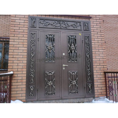 Металлические двери в общественные здания